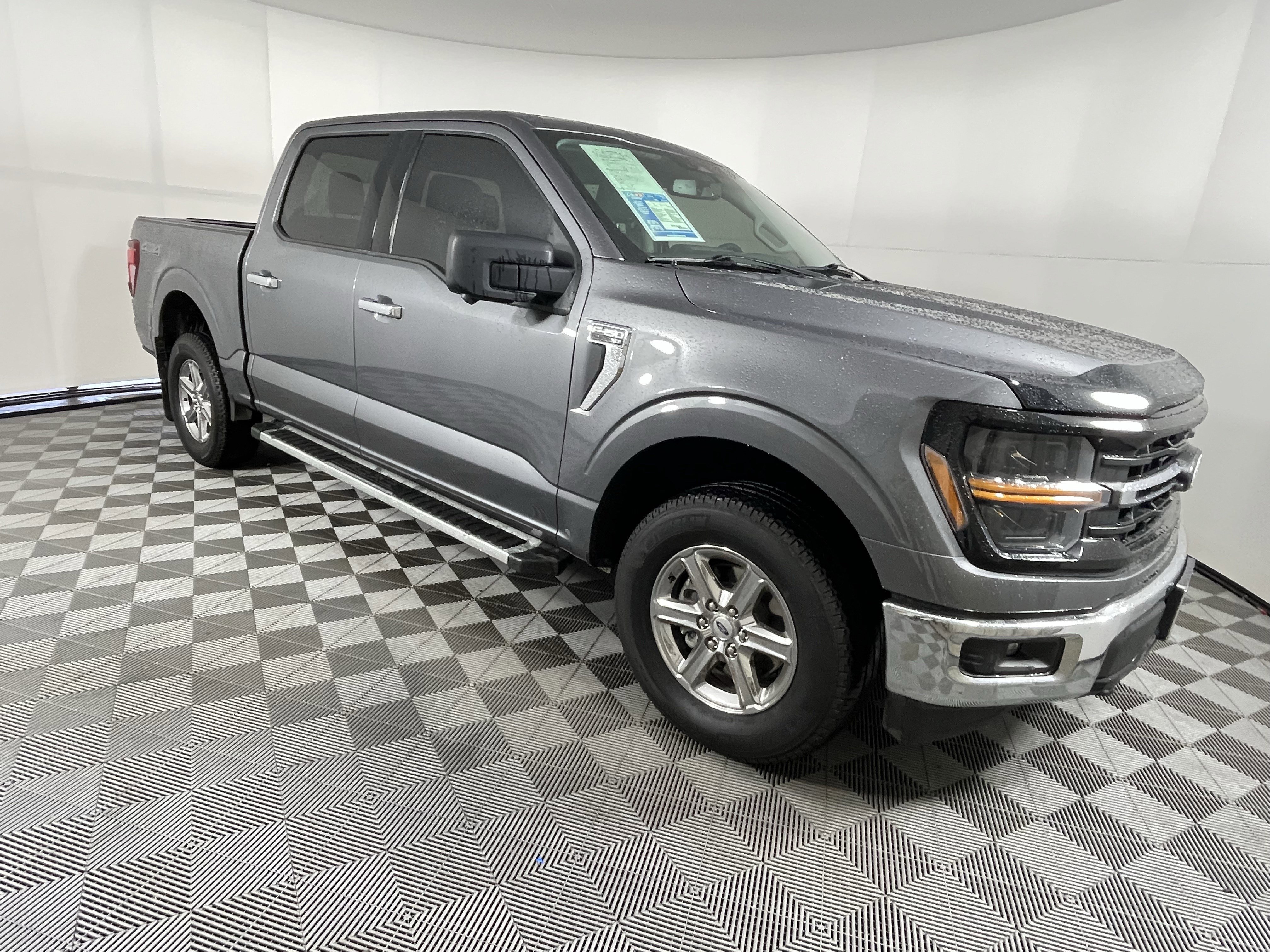 Used 2024 Ford F150 XLT image 13