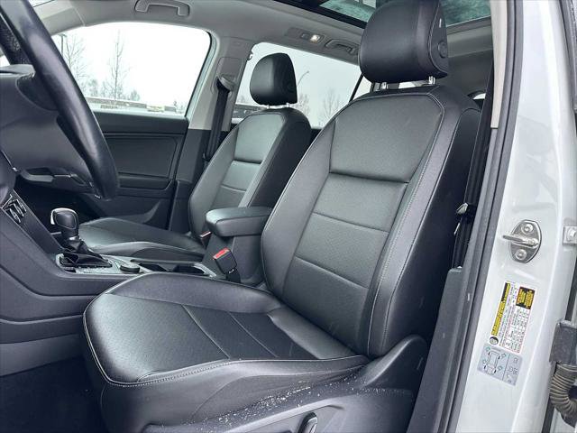 Used 2018 Volkswagen Tiguan SEL image 21