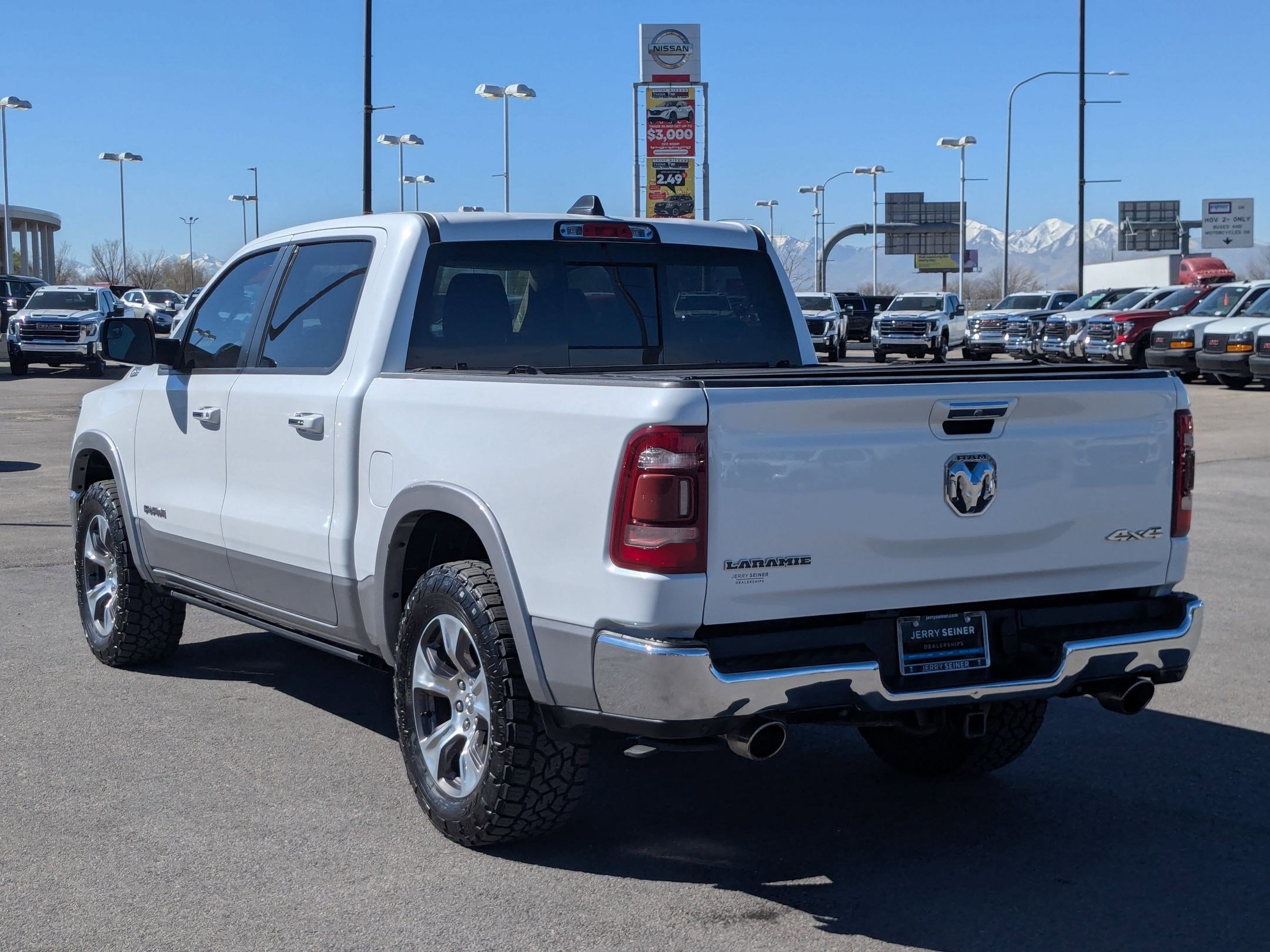 Used 2020 RAM 1500 Laramie image 3