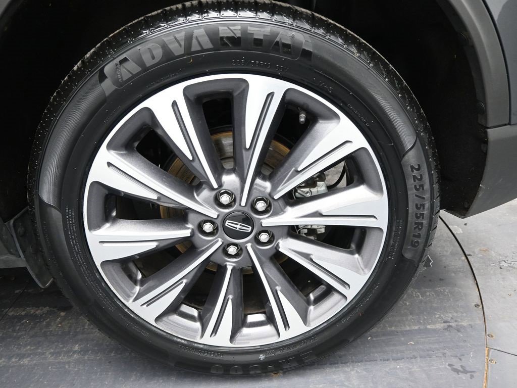 Used 2022 Lincoln Corsair Reserve image 44