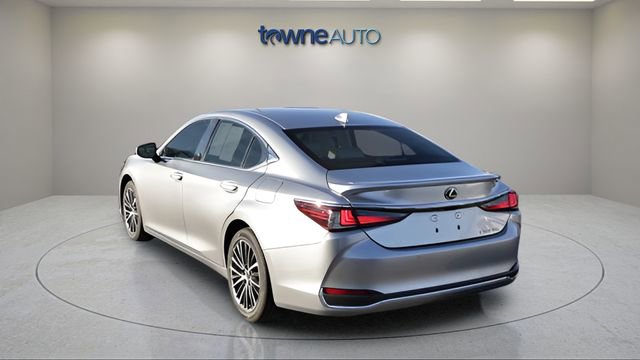 Used 2025 Lexus ES 300h w/ Premium Package image 29