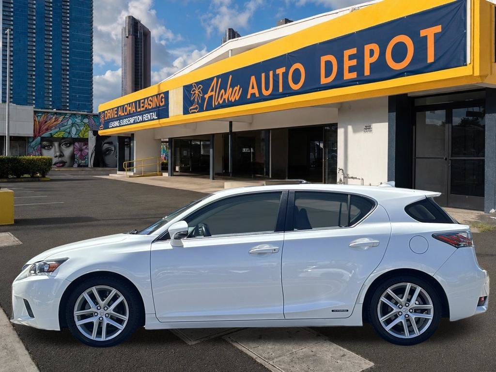 Used 2014 Lexus CT 200h FWD image 2