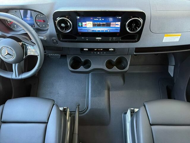 New 2026 Mercedes-Benz Sprinter 2500 image 12