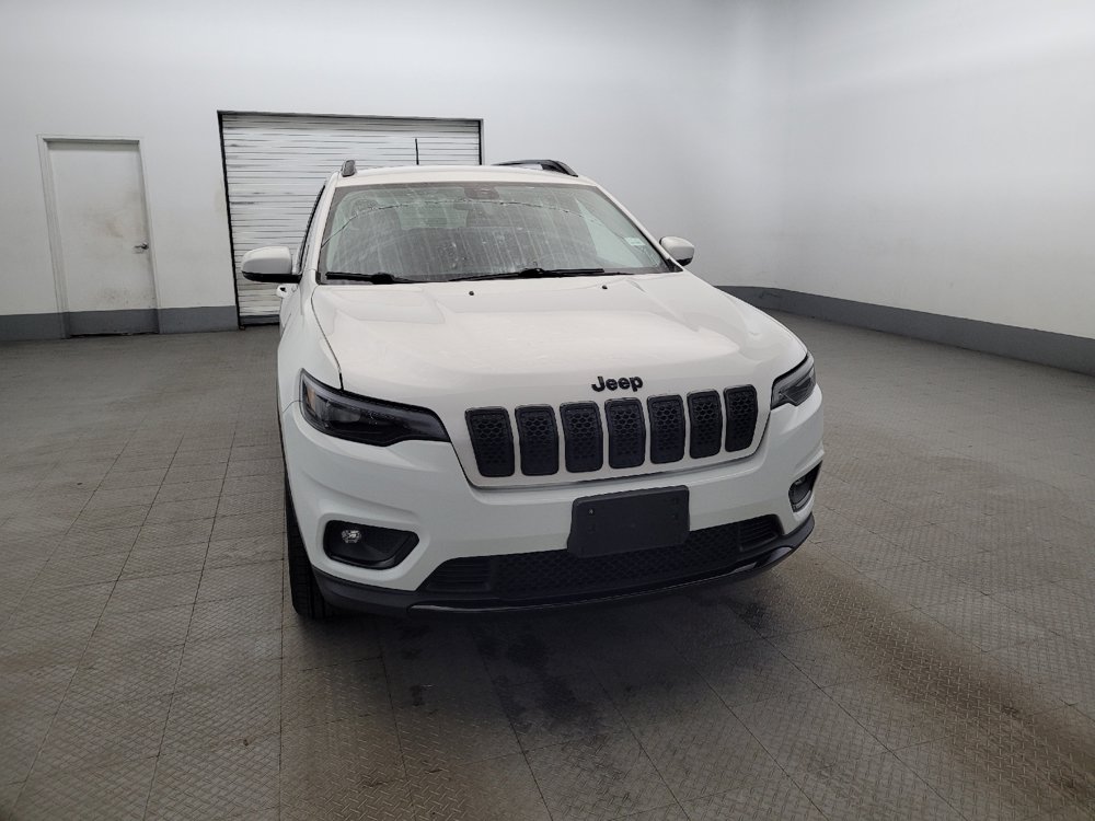 Used 2019 Jeep Cherokee Latitude Plus AWD/4WD image 14