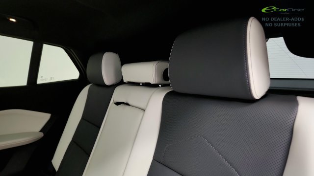 Used 2026 BMW X2 xDrive28i AWD/4WD image 47
