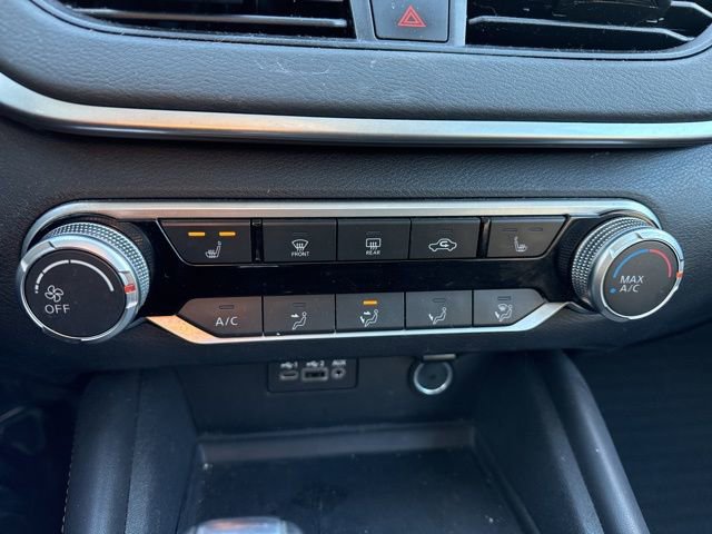 Used 2022 Nissan Altima 2.0 SR image 16