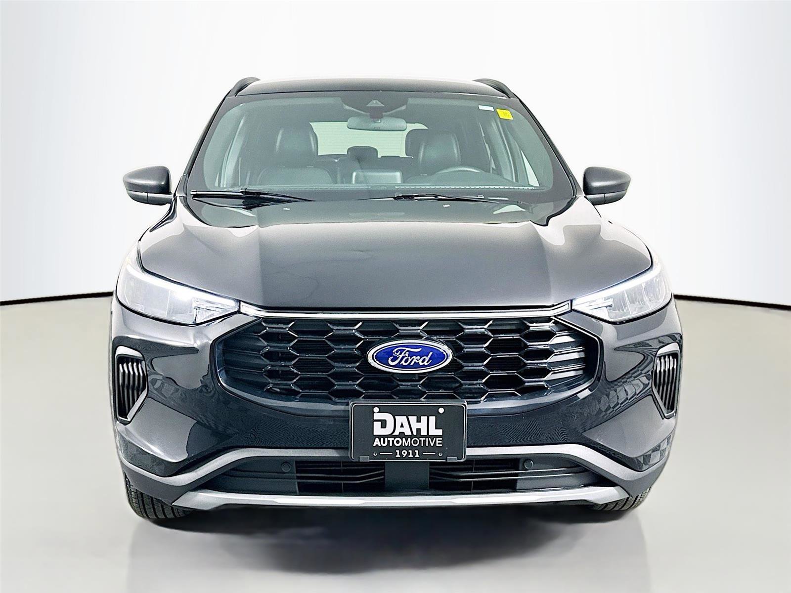 Used 2025 Ford Escape ST-Line image 2