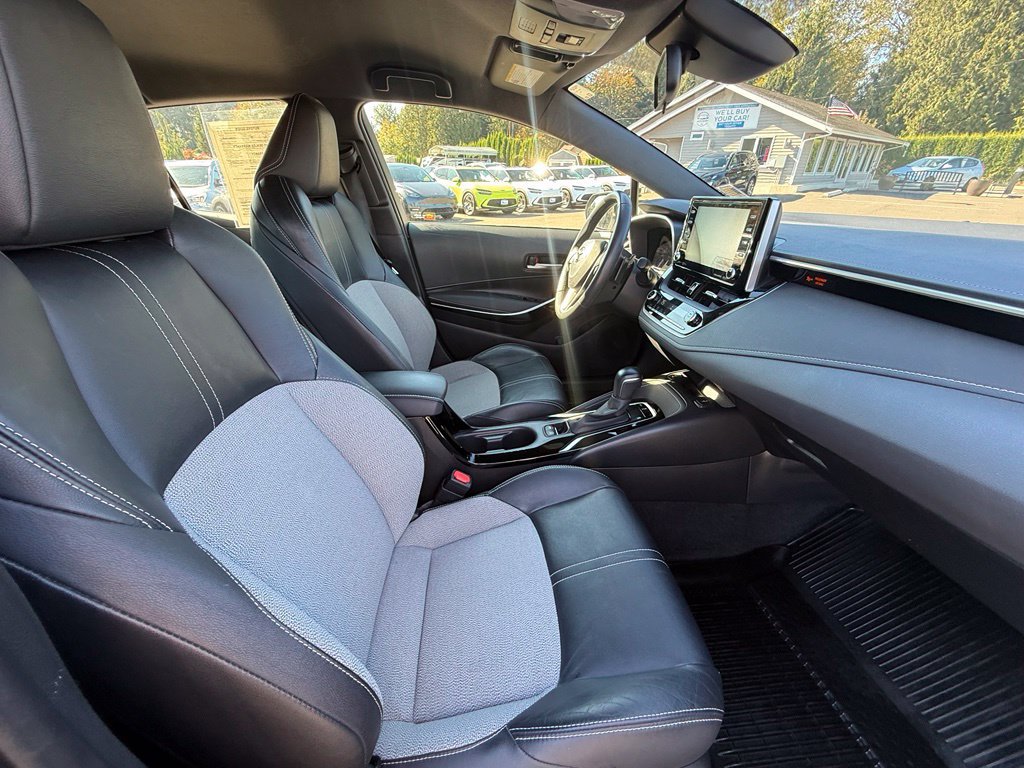 Used 2020 Toyota Corolla XSE FWD image 18