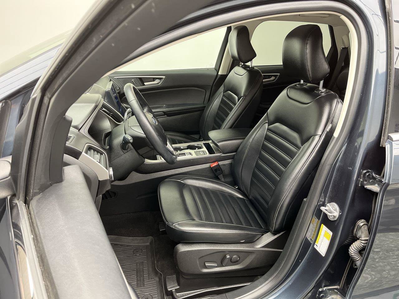 Used 2023 Ford Edge SEL w/ Convenience Package AWD/4WD image 8