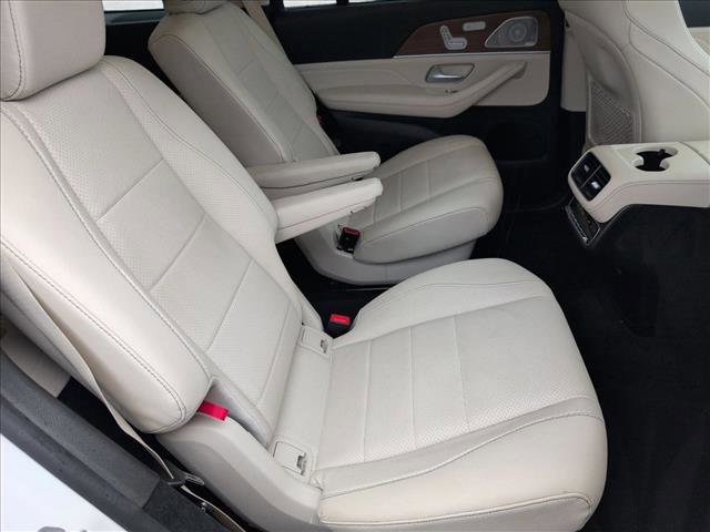 Used 2021 Mercedes-Benz GLS 450 4MATIC image 23