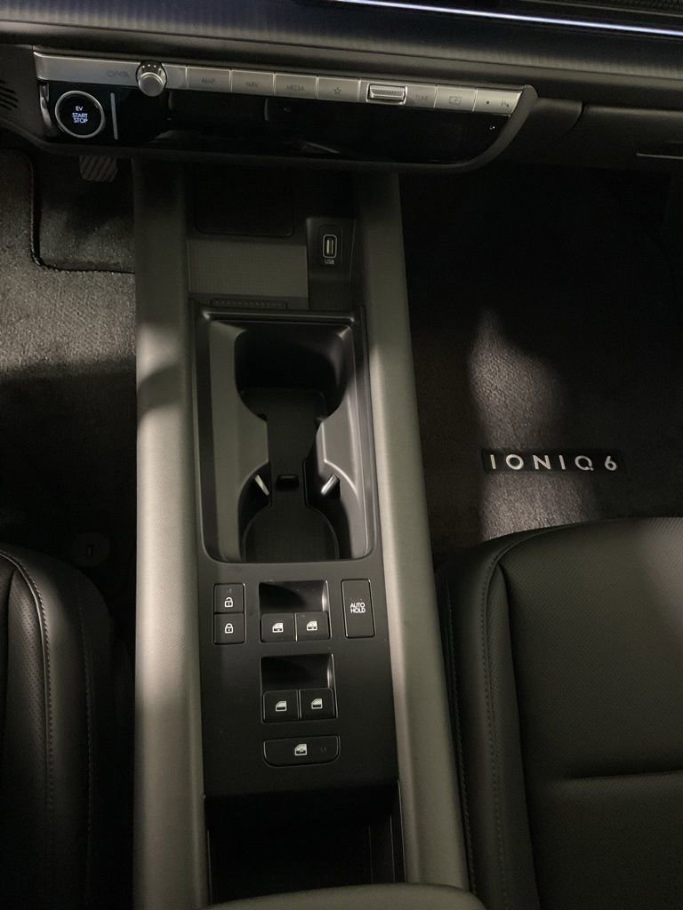New 2025 Hyundai Ioniq 6 SEL image 26