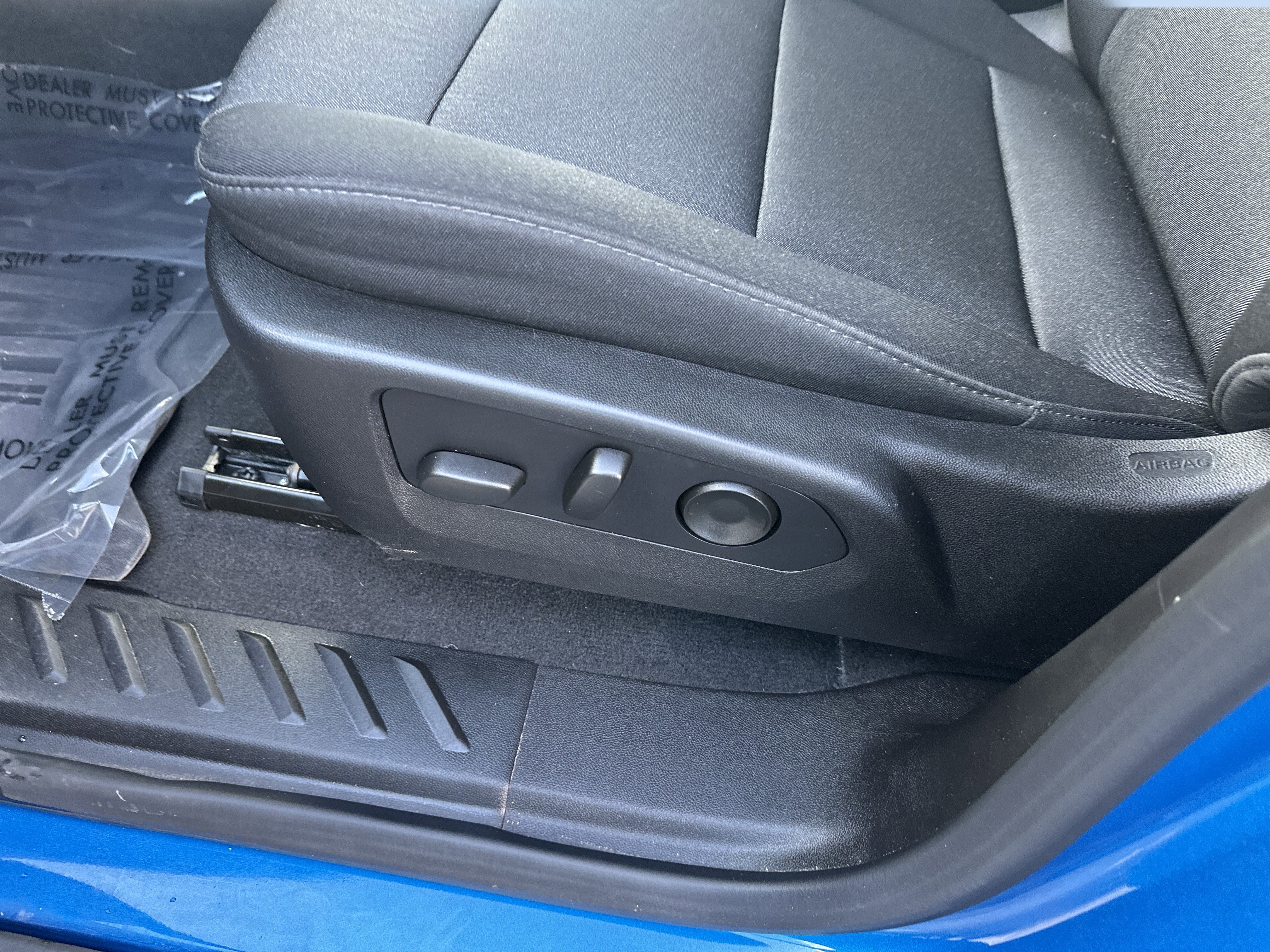 Certified 2024 Chevrolet Colorado Trail Boss w/ Technology Package image 9