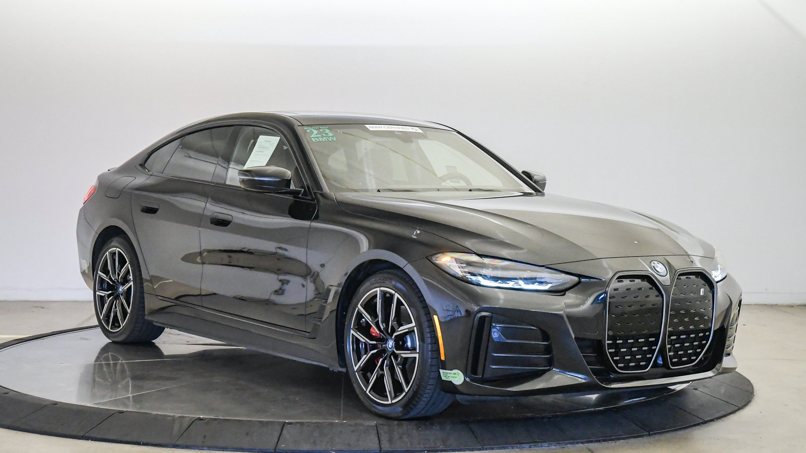 Certified 2023 BMW i4 eDrive40 w/ M Sport Package RWD image 6