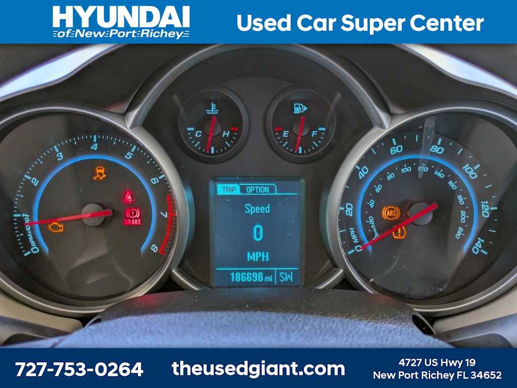 Used 2014 Chevrolet Cruze LS image 33