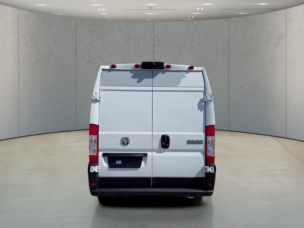 Used 2024 RAM ProMaster 2500 w/ Convenience Group FWD image 7