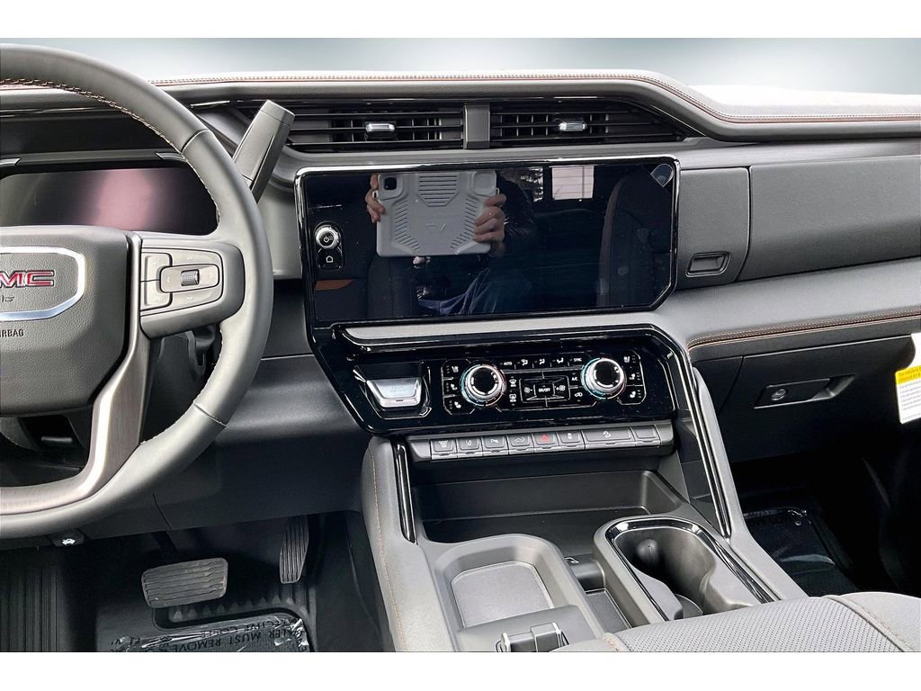 New 2026 GMC Sierra 2500 AT4 image 6