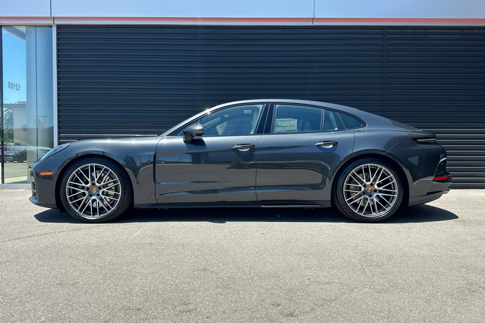 New 2026 Porsche Panamera GTS AWD/4WD image 2