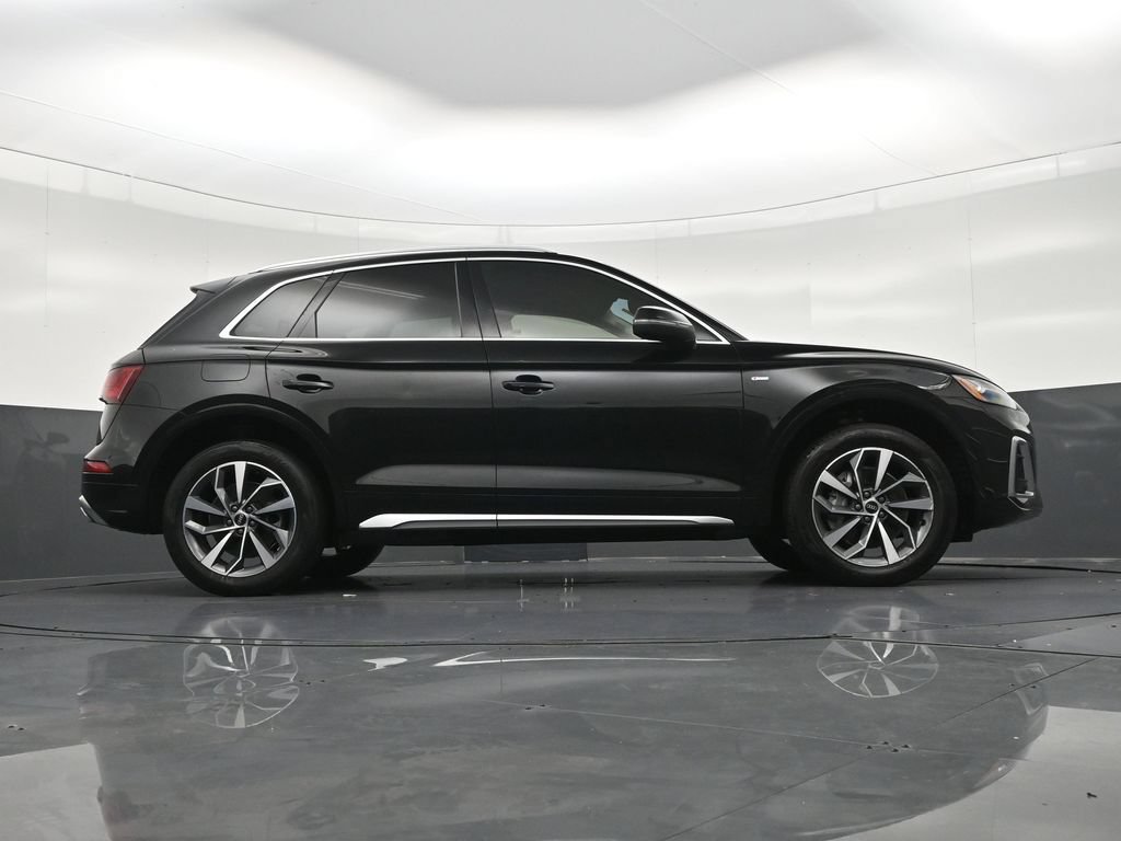 Used 2023 Audi Q5 2.0T Premium Plus w/ Premium Plus Package AWD/4WD image 27