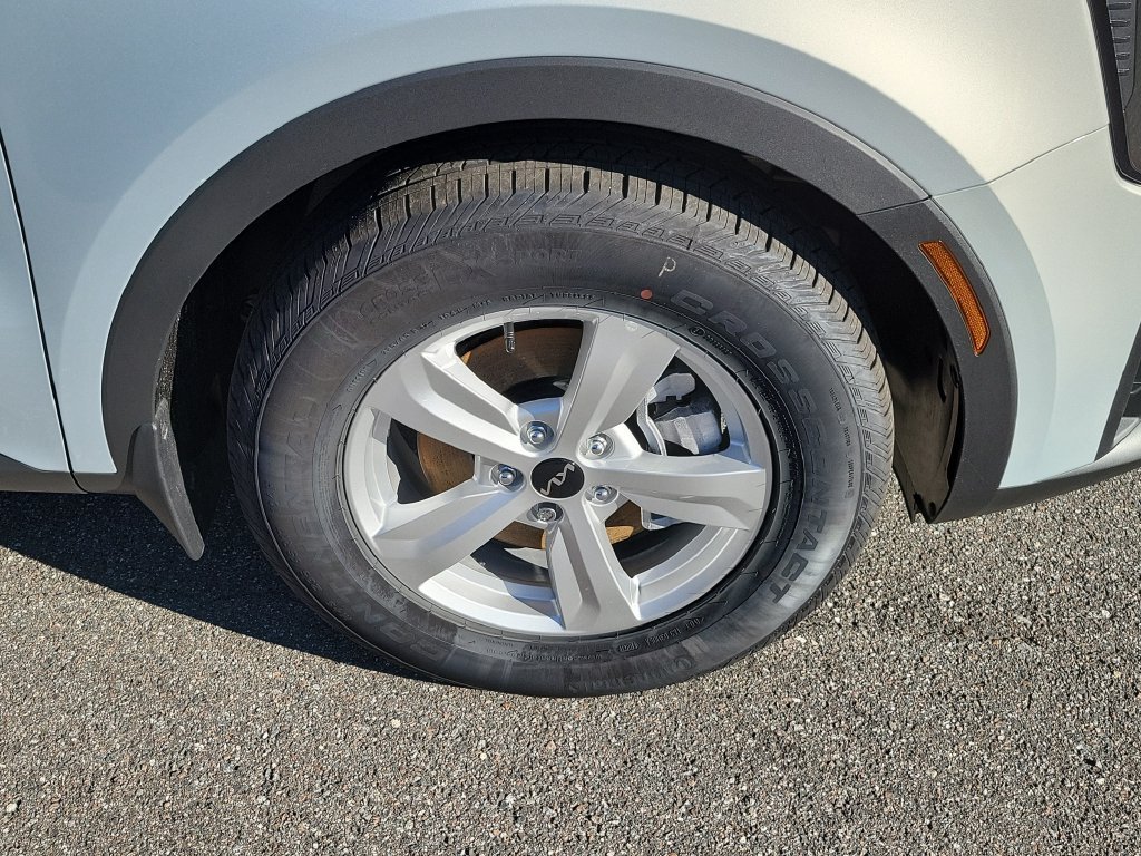 New 2026 Kia Sorento LX FWD image 37