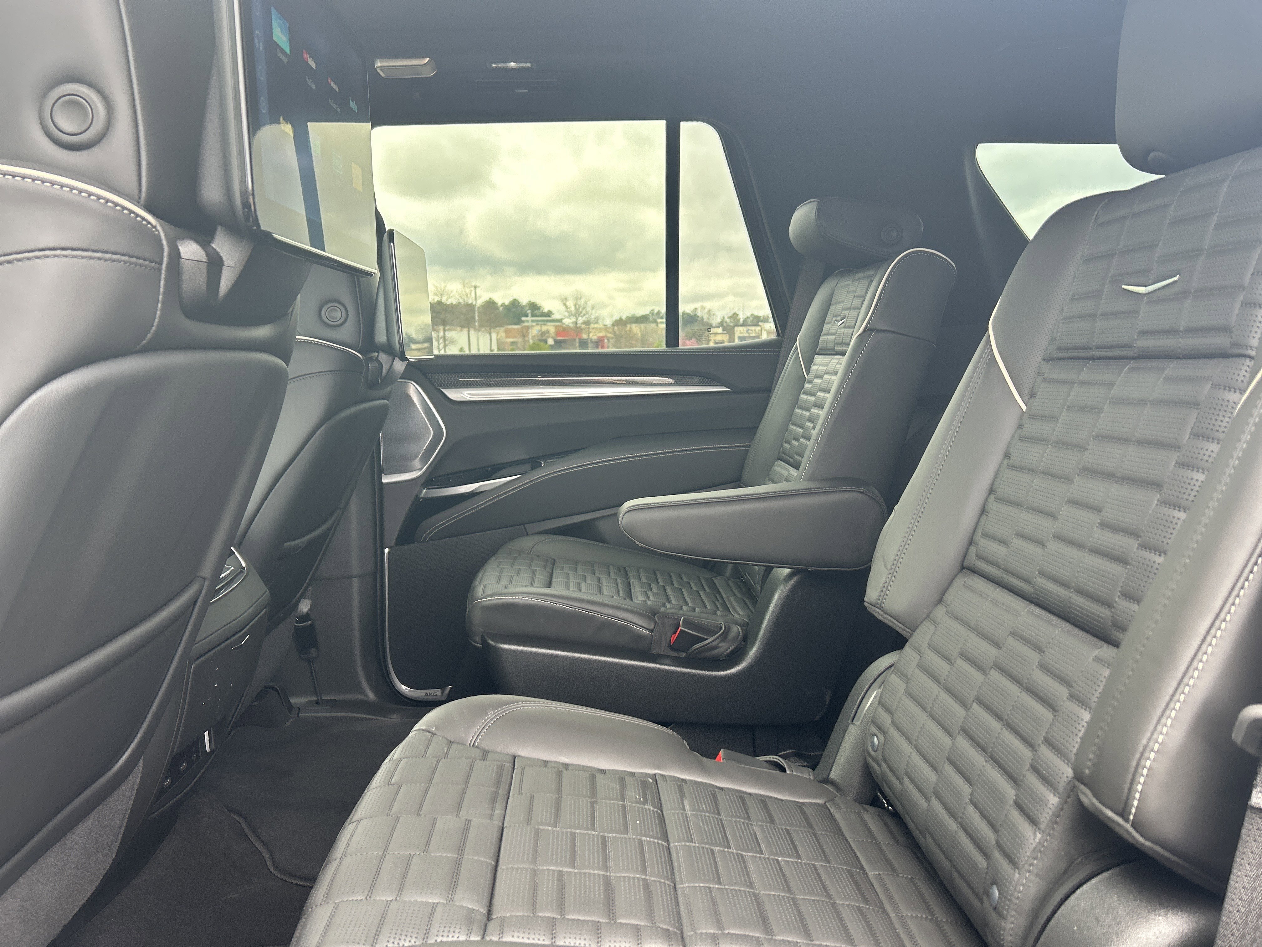 Used 2026 Cadillac Escalade V image 26