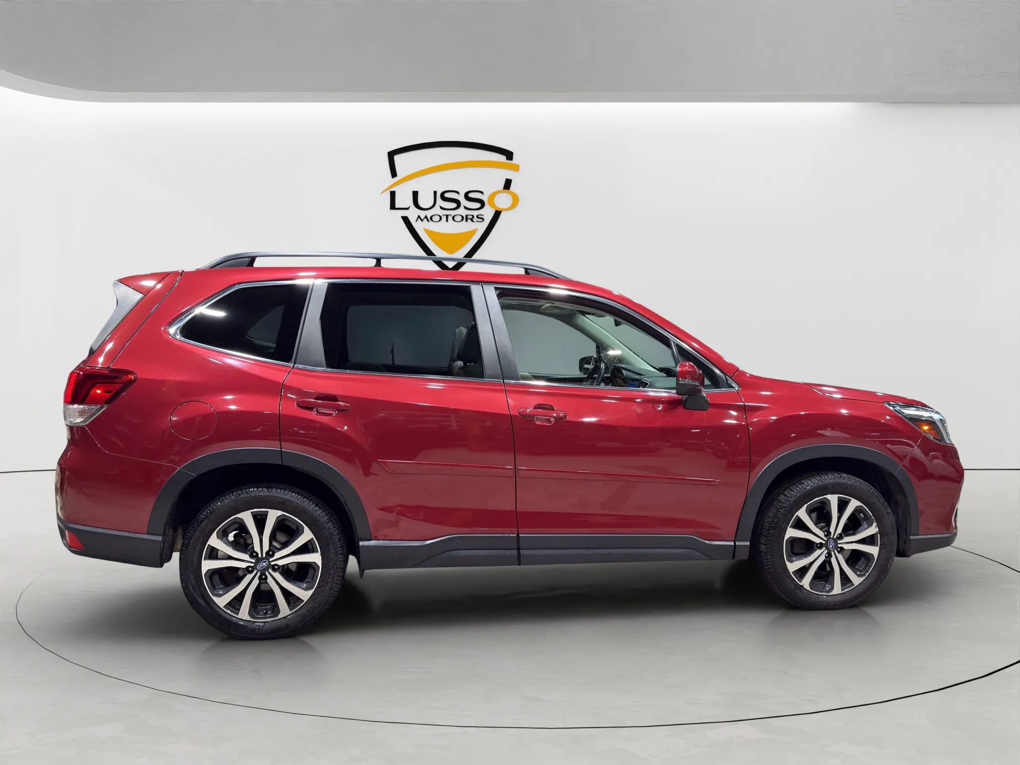 Used 2020 Subaru Forester Limited AWD/4WD image 5