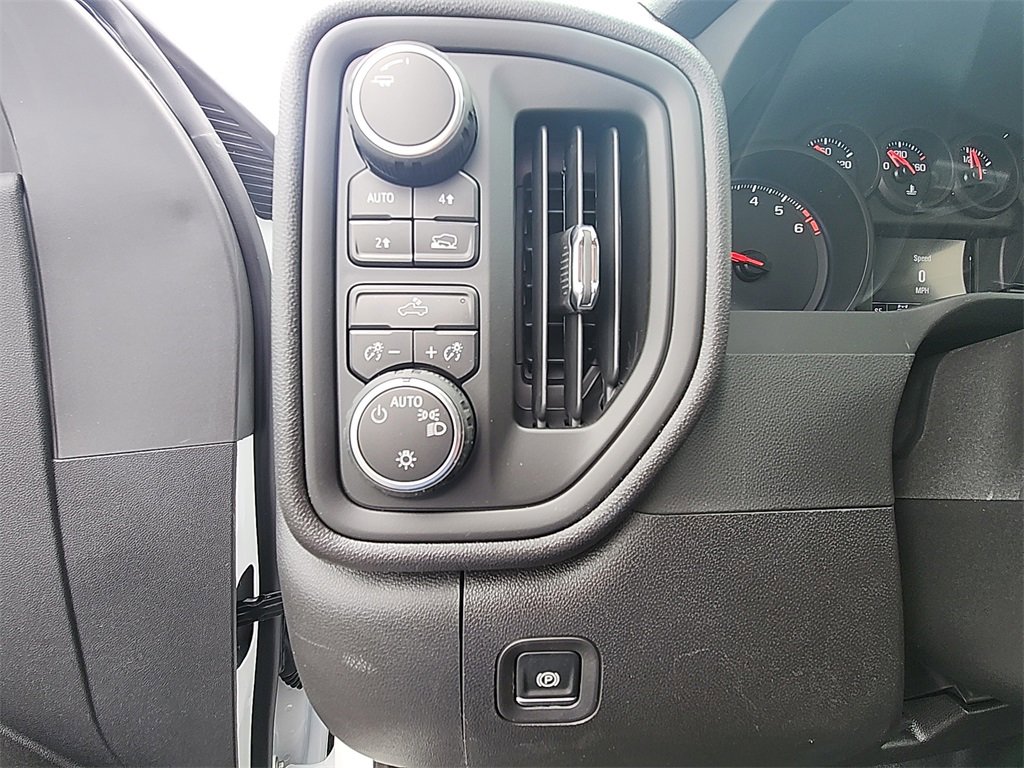 New 2025 Chevrolet Silverado 1500 W/T w/ WT Value Package image 18