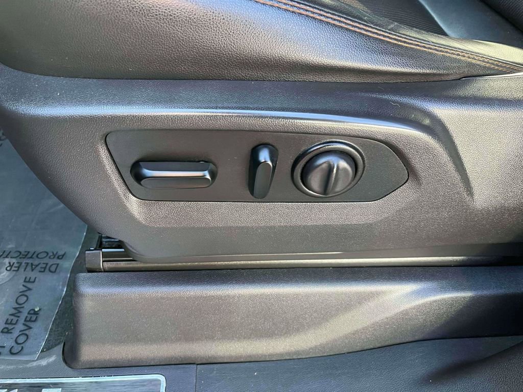 Used 2021 GMC Sierra 1500 AT4 w/ AT4 Premium Package image 16