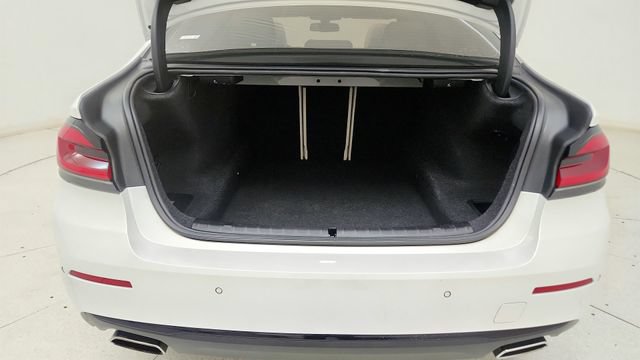 Used 2021 BMW 540i w/ Executive Package RWD image 29