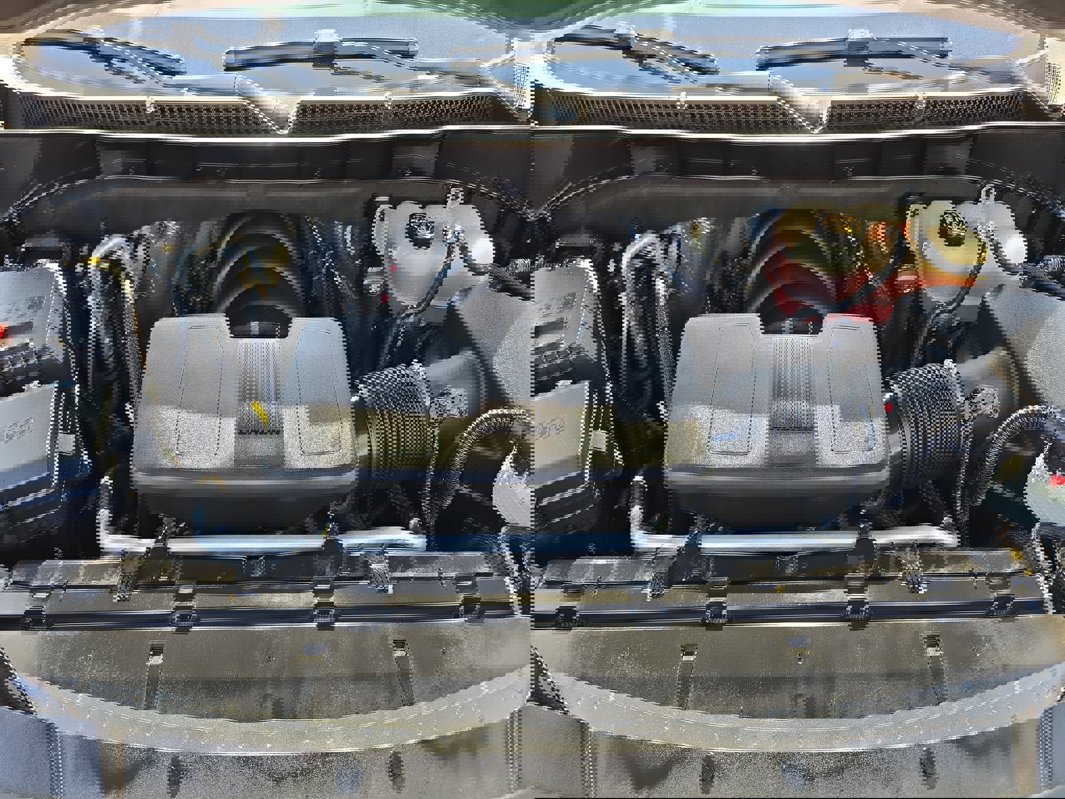 Used 2022 GMC Yukon XL Denali AWD/4WD image 32