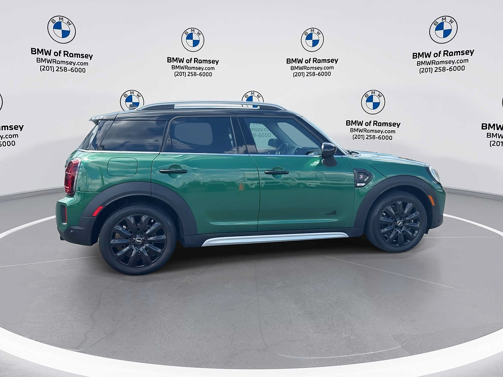 Used 2024 MINI Cooper Countryman S AWD/4WD image 8