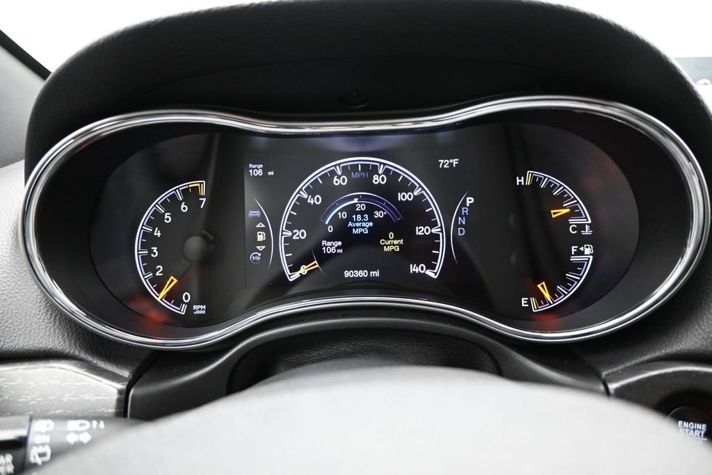 Used 2018 Jeep Grand Cherokee Altitude AWD/4WD image 15