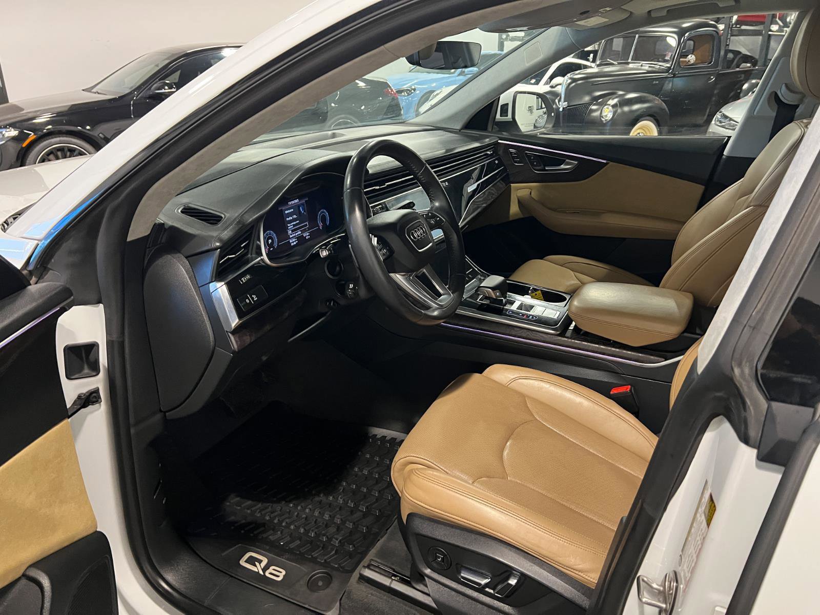 Used 2019 Audi Q8 Prestige image 10