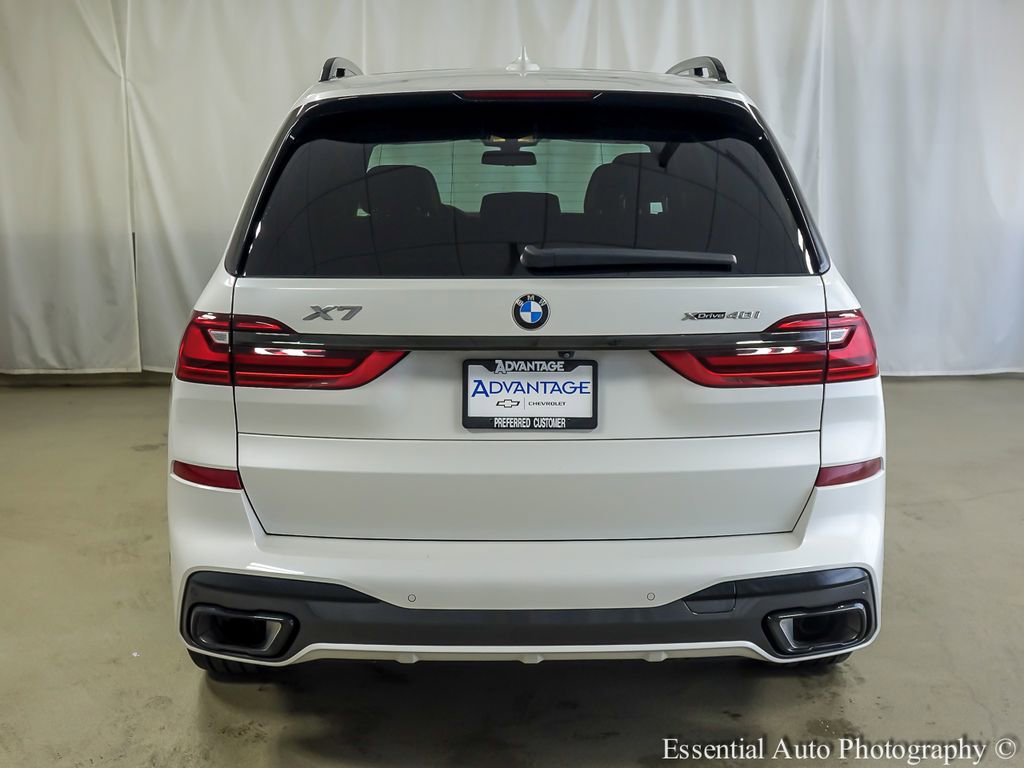 Used 2022 BMW X7 xDrive40i w/ M Sport Package AWD/4WD image 8