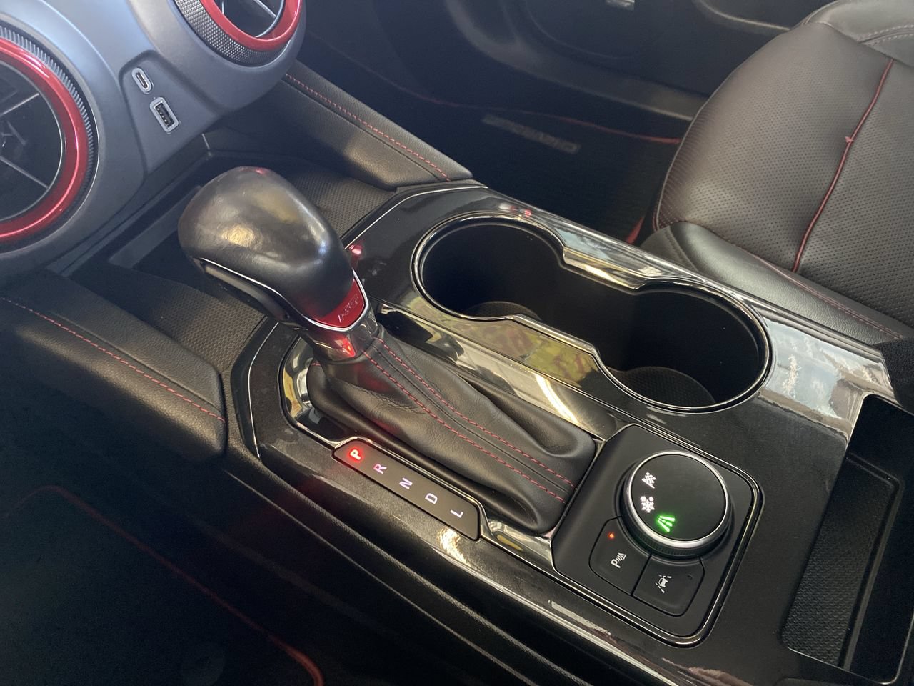 Used 2019 Chevrolet Blazer RS FWD image 16