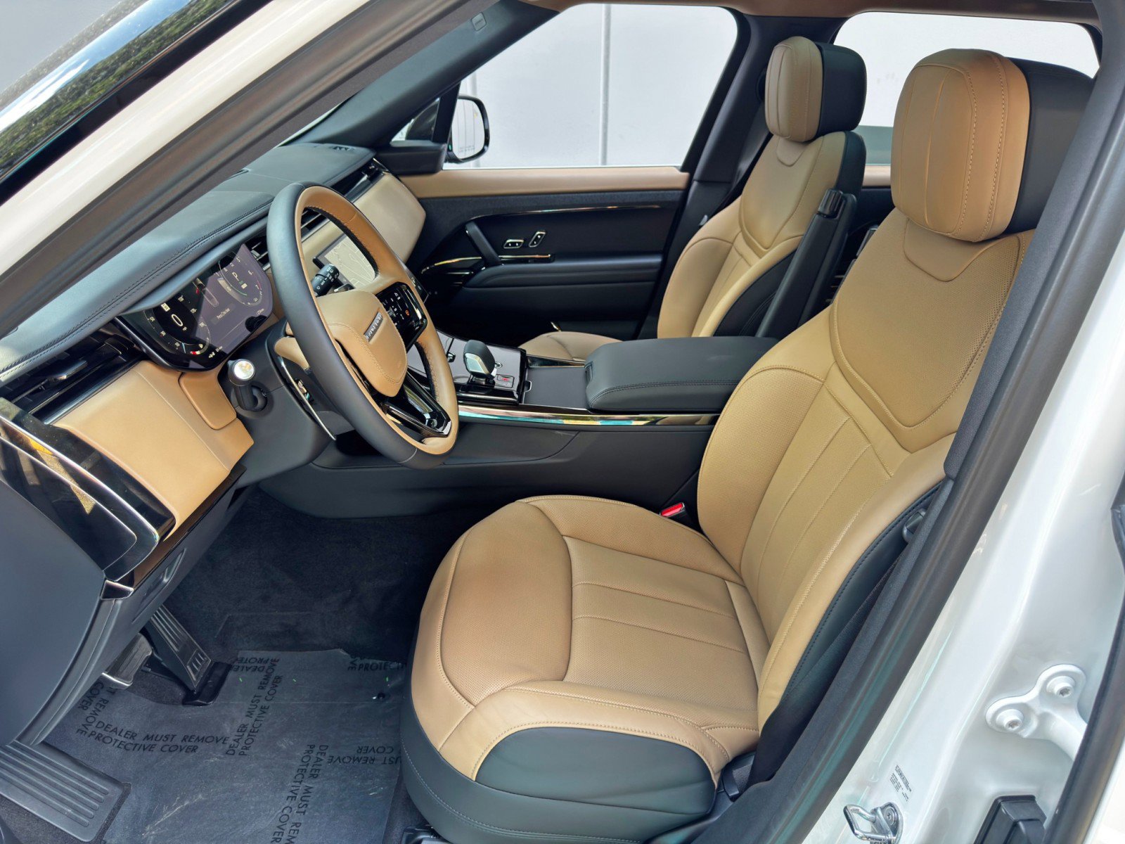 Used 2024 Land Rover Range Rover Sport Autobiography image 16