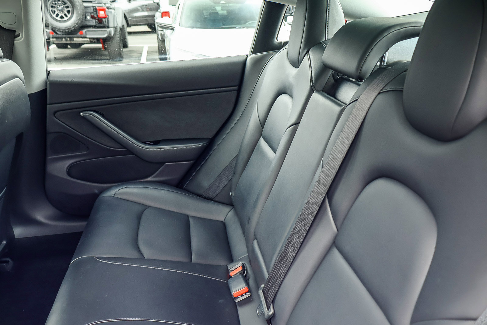 Used 2018 Tesla Model 3 Long Range image 14