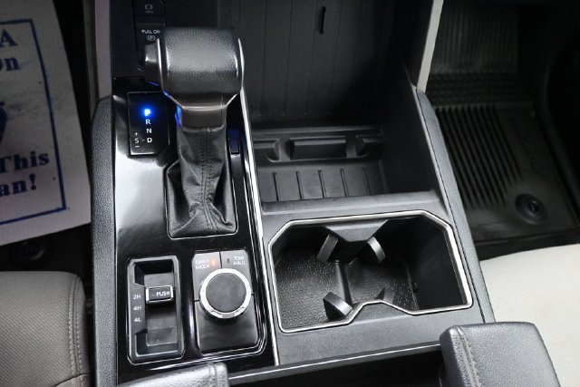 Used 2025 Toyota Tundra SR5 AWD/4WD image 16