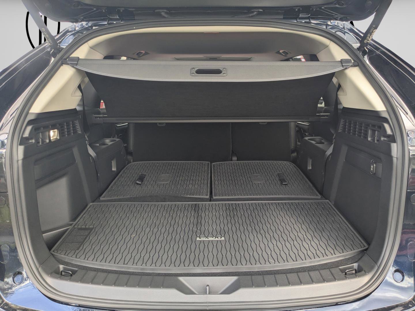 New 2026 MAZDA CX-90 Plug-In Hybrid w/ Preferred image 11