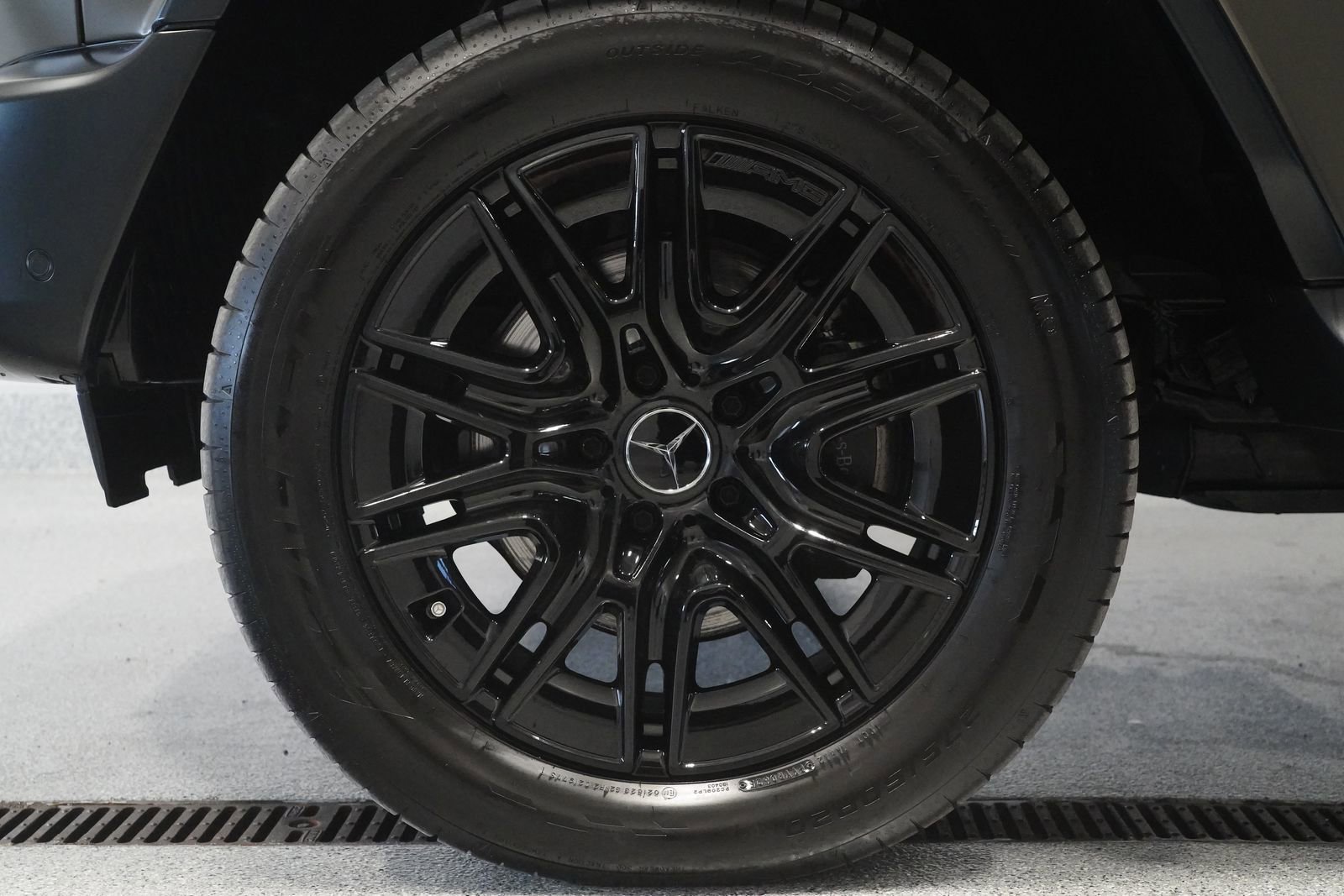 Certified 2025 Mercedes-Benz G 580 w/ EQ Technology image 8