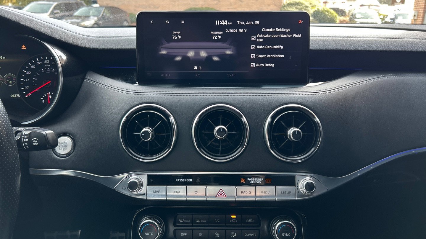 Used 2022 Kia Stinger GT2 w/ Scorpion Package image 33