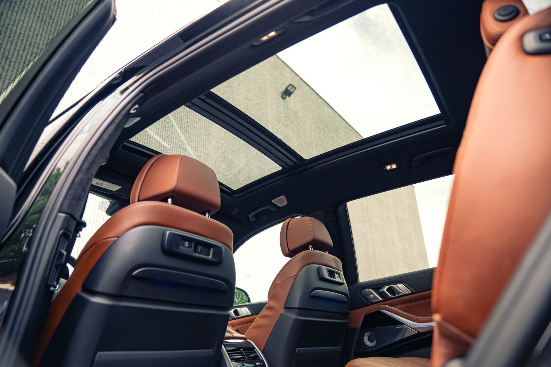 Used 2021 BMW ALPINA XB7 AWD/4WD image 18