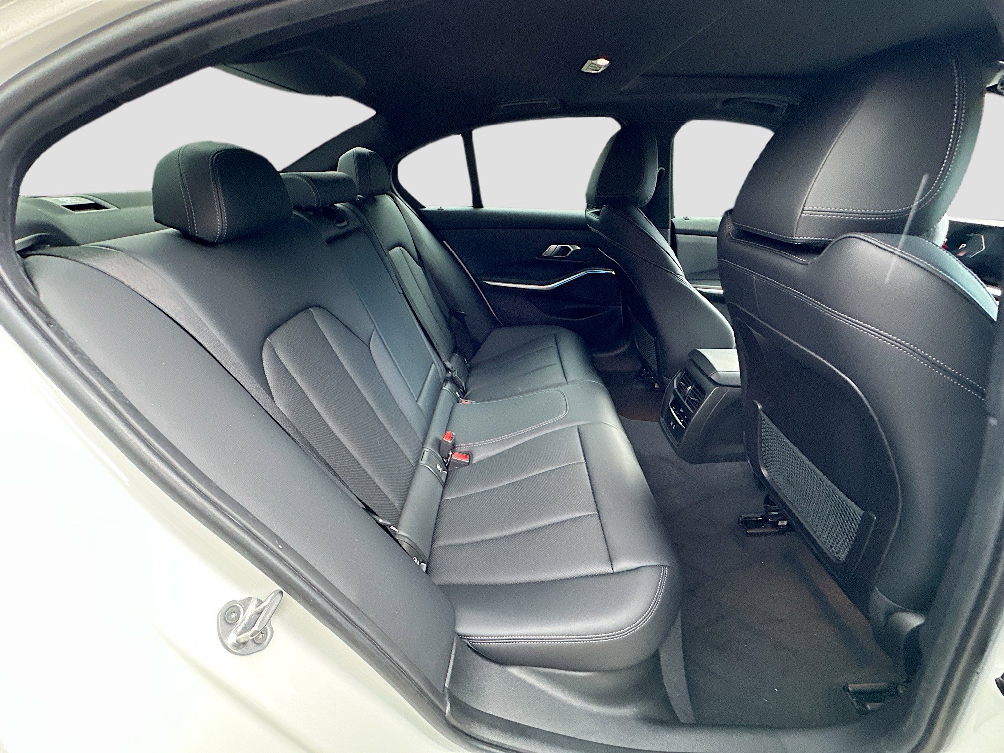 Certified 2023 BMW 330i Sedan RWD image 27