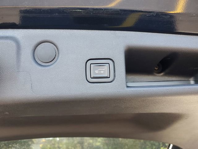 Certified 2023 Chevrolet Equinox LT image 38