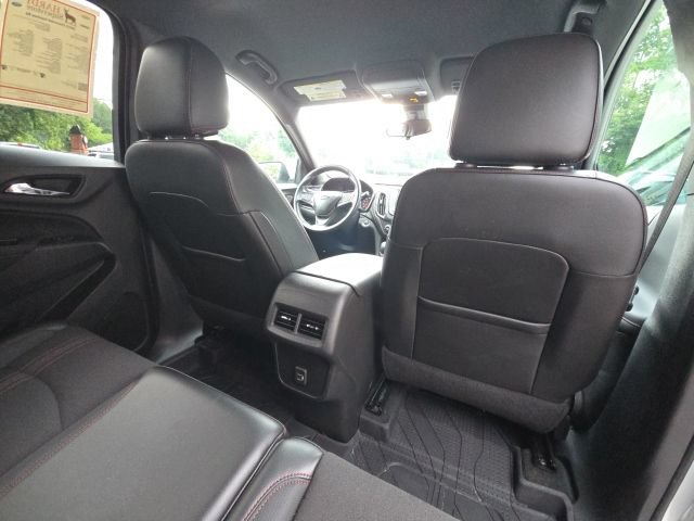 Used 2022 Chevrolet Equinox RS w/ LPO, Floor Liner Package FWD image 17