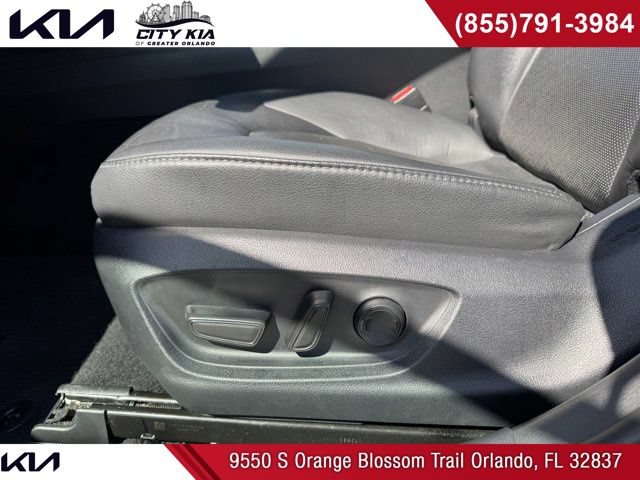 Used 2023 Toyota Camry XLE FWD image 18