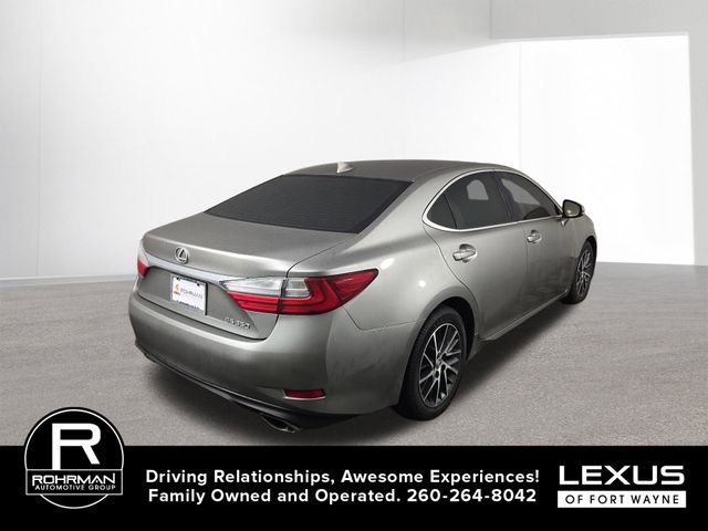 Used 2017 Lexus ES 350 w/ Luxury Package image 6