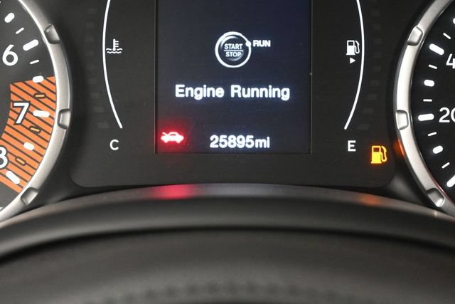 Used 2023 Jeep Renegade Latitude w/ Premium Group AWD/4WD image 31