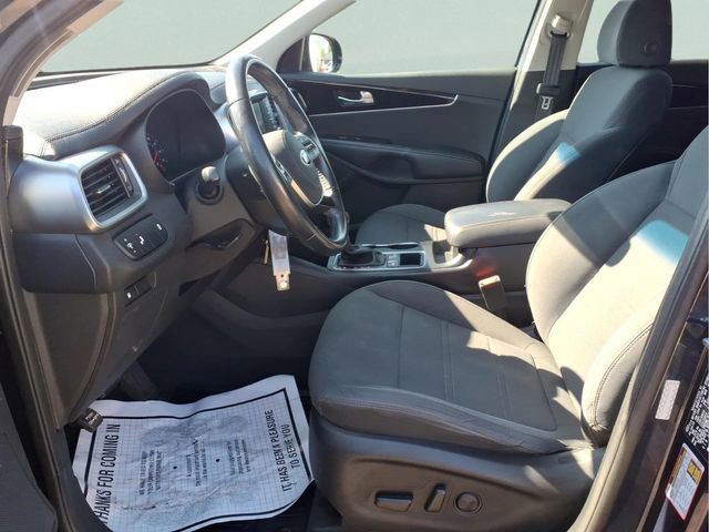 Used 2019 Kia Sorento S FWD image 18