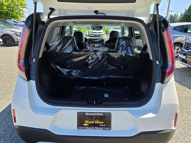 New 2025 Kia Soul LX image 3