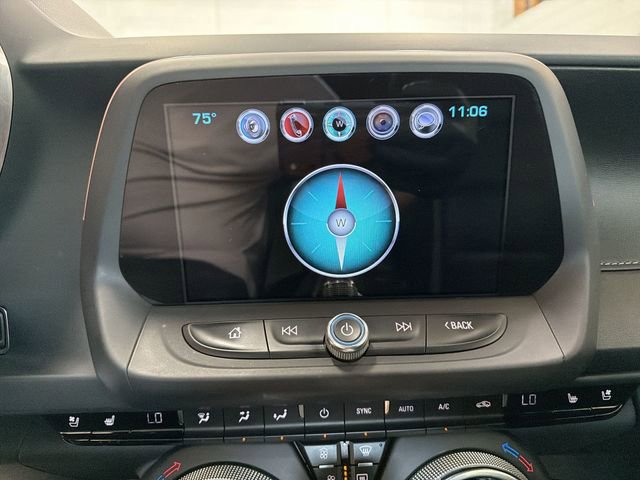 Used 2017 Chevrolet Camaro LT RWD image 18